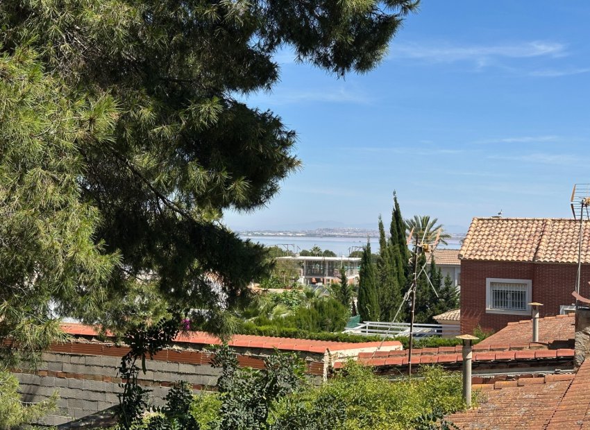 Reventa - Villa - Torrevieia - Los Balcones
