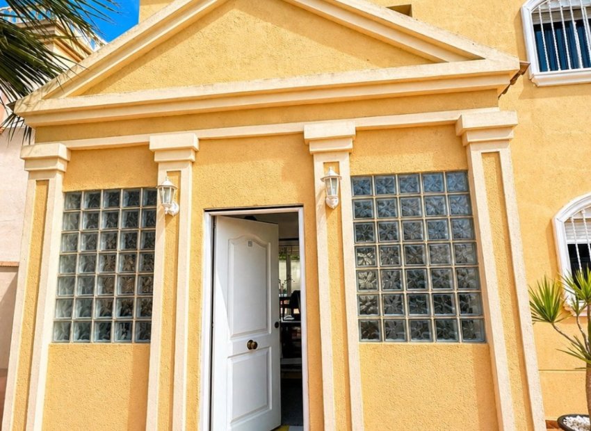 Reventa - Villa - Torrevieia - Nueva Torrevieja