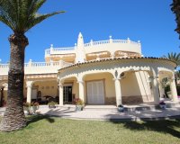 Reventa - Villa - Torrevieia - Punta Prima