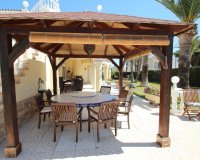 Reventa - Villa - Torrevieia - Punta Prima