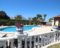 Reventa - Villa - Torrevieia - Punta Prima