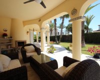 Reventa - Villa - Torrevieia - Punta Prima