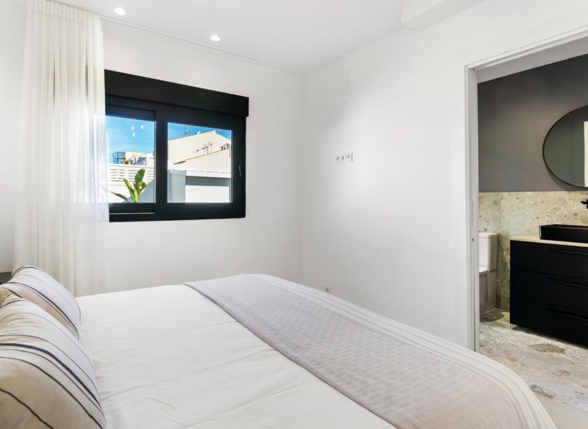 Reventa - Villa - Torrevieia - San Luis