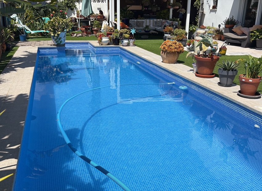 Reventa - Villa - Torrevieia - Torreta - Florida