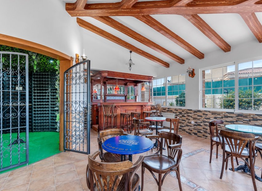 Reventa - Villa - Torrevieia - Torrevieja