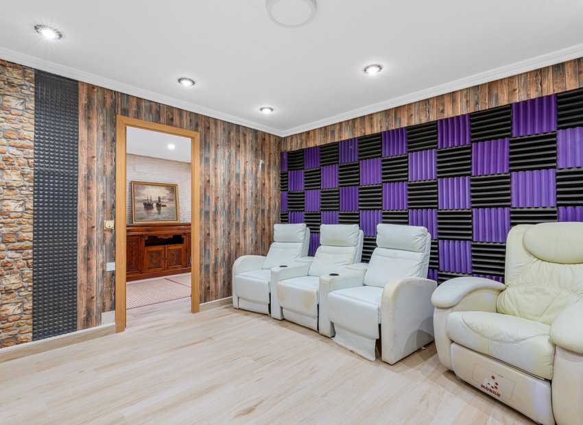 Reventa - Villa - Torrevieia - Torrevieja