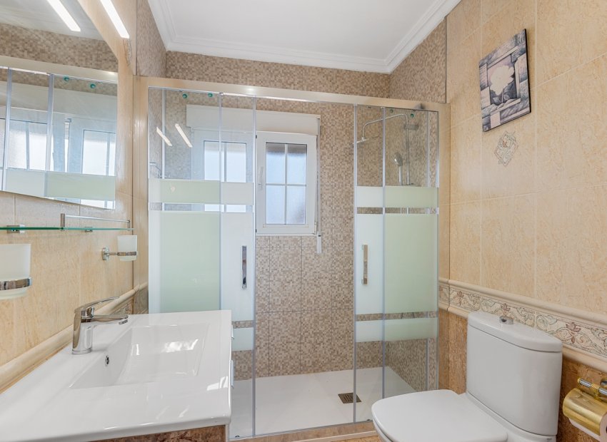 Reventa - Villa - Torrevieia - Torrevieja