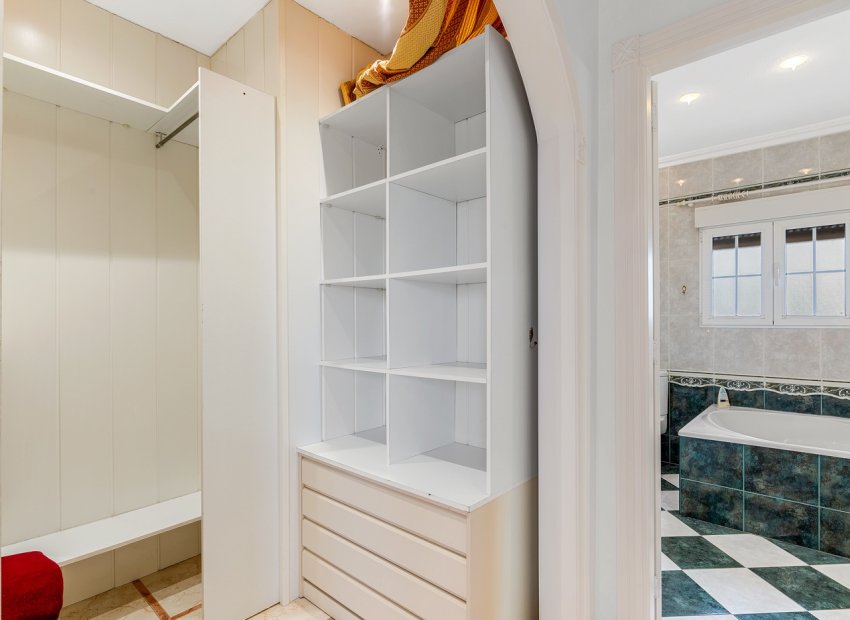 Reventa - Villa - Torrevieia - Torrevieja