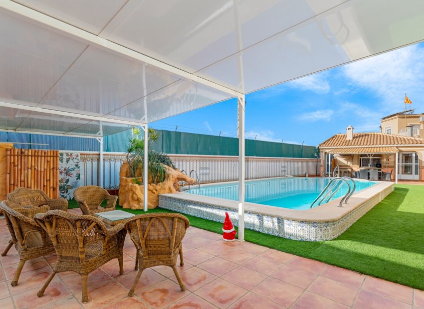 Reventa - Villa - Torrevieia - Torrevieja