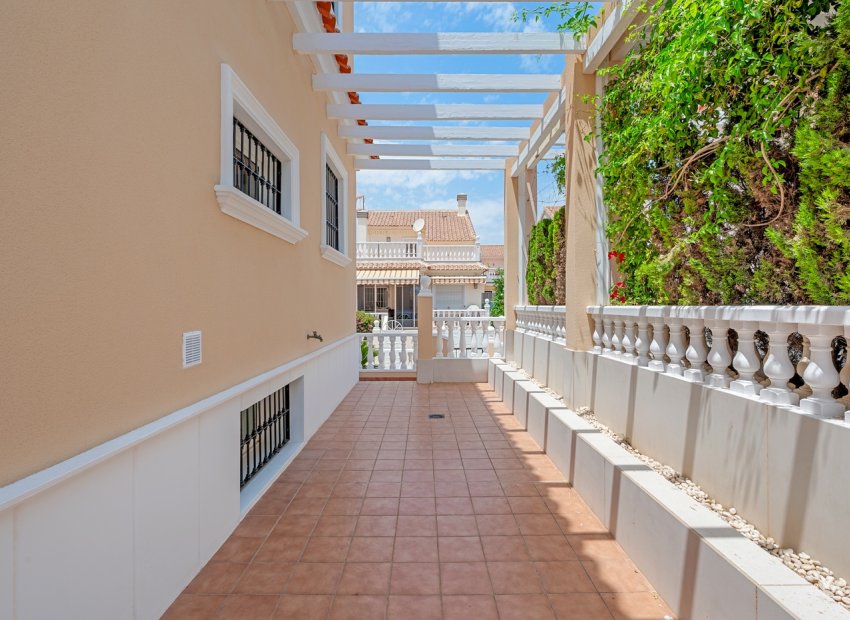 Reventa - Villa - Torrevieia - Torrevieja