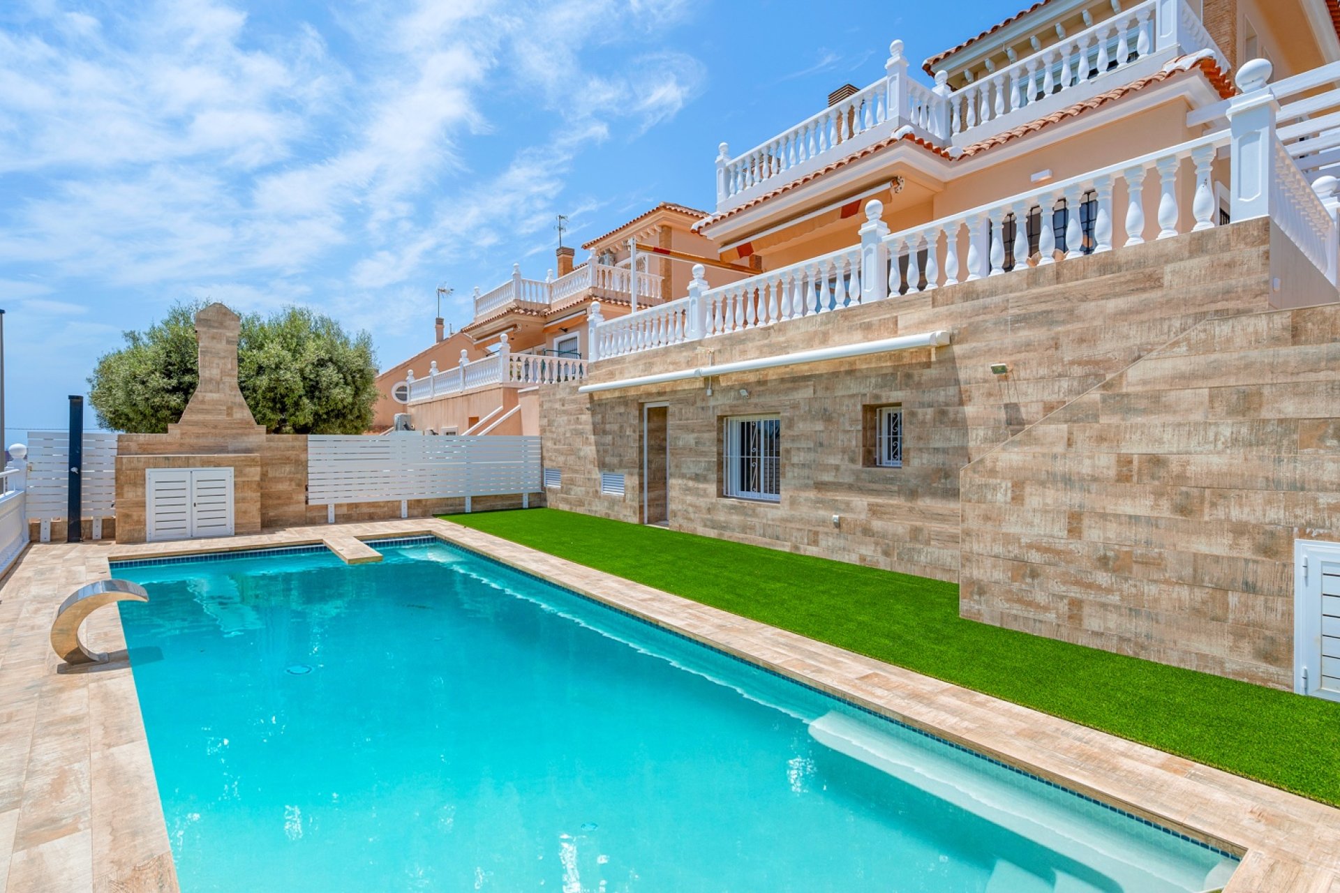 Reventa - Villa - Torrevieia - Torrevieja
