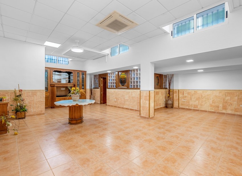 Reventa - Villa - Torrevieia - Torrevieja