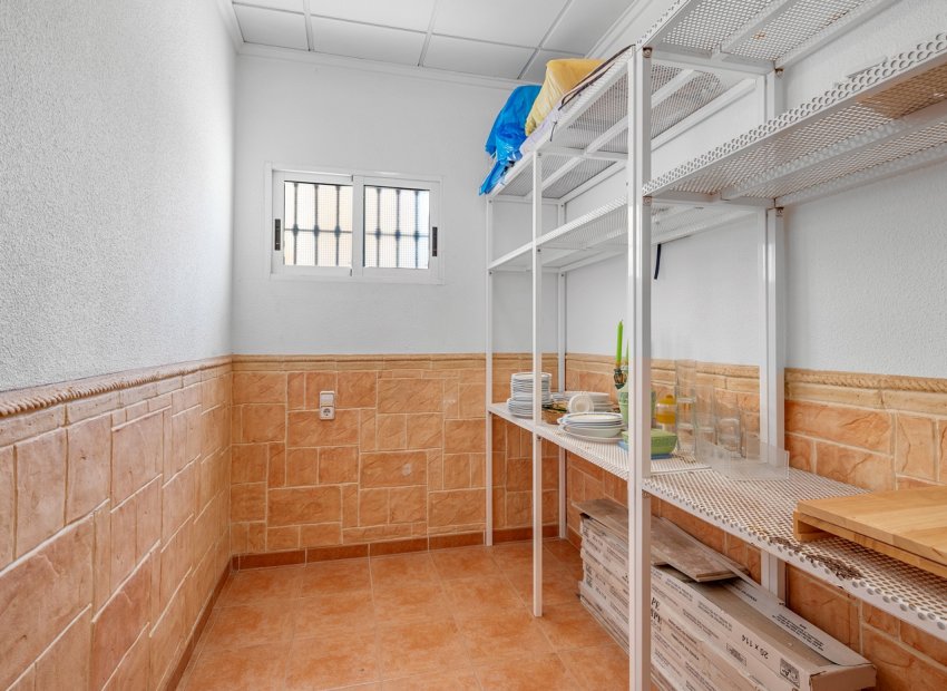 Reventa - Villa - Torrevieia - Torrevieja