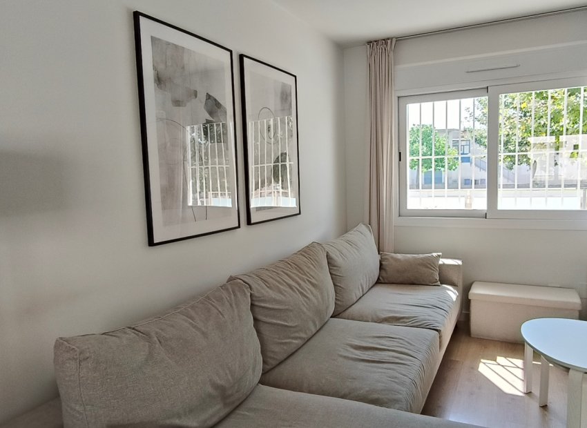 Reventa - Villa - Torrevieia - Torrevieja