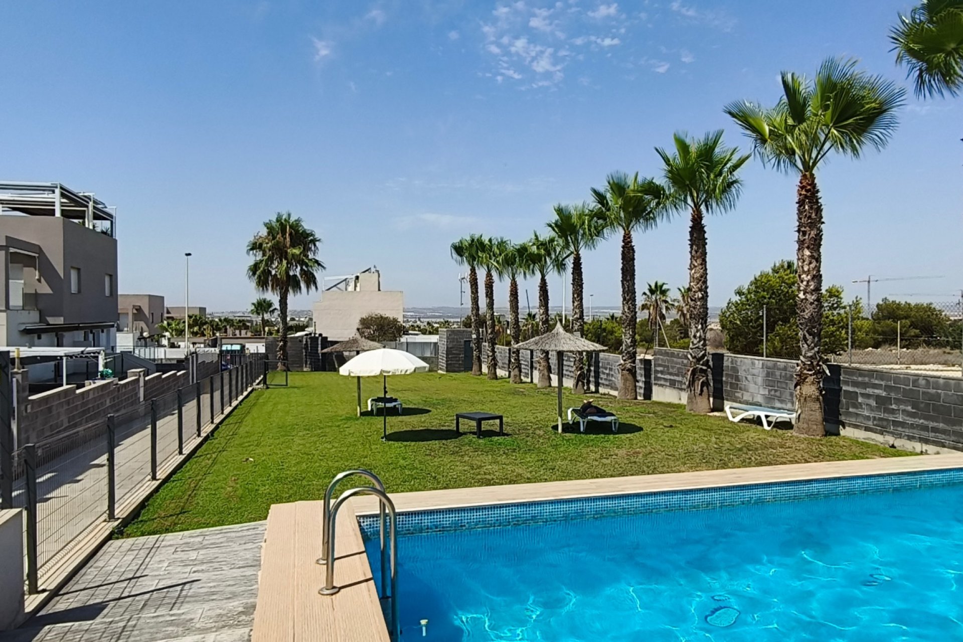Reventa - Villa - Torrevieia - Torrevieja