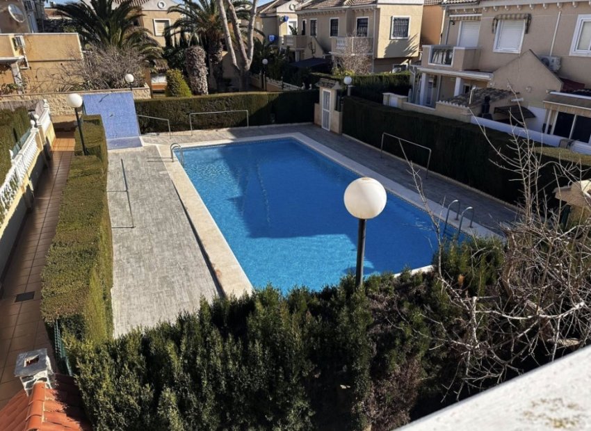 Reventa - Villa - Torrevieia - Torrevieja