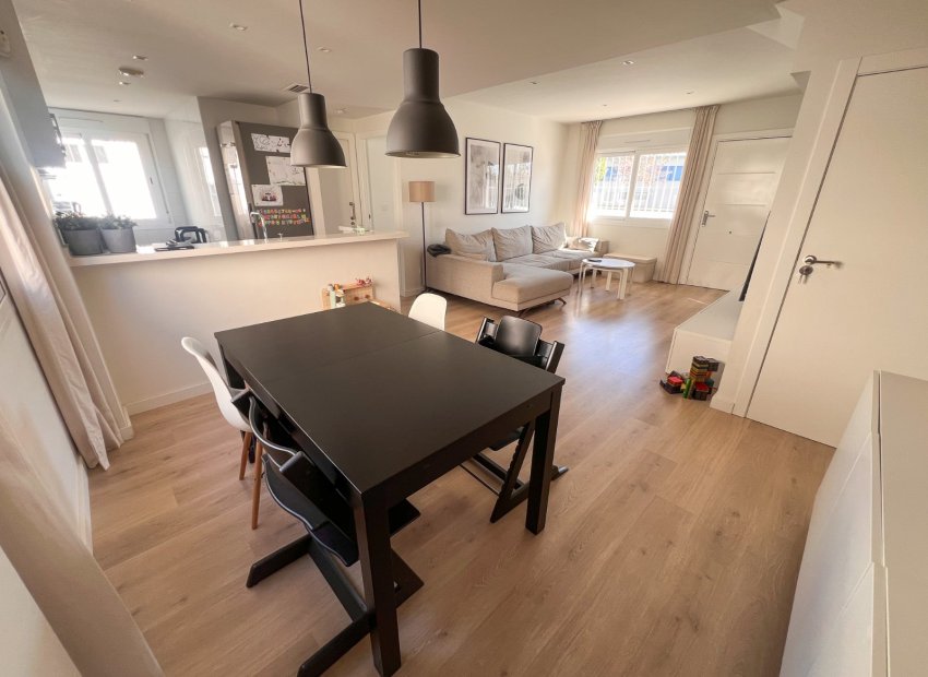 Reventa - Villa - Torrevieia - Torrevieja