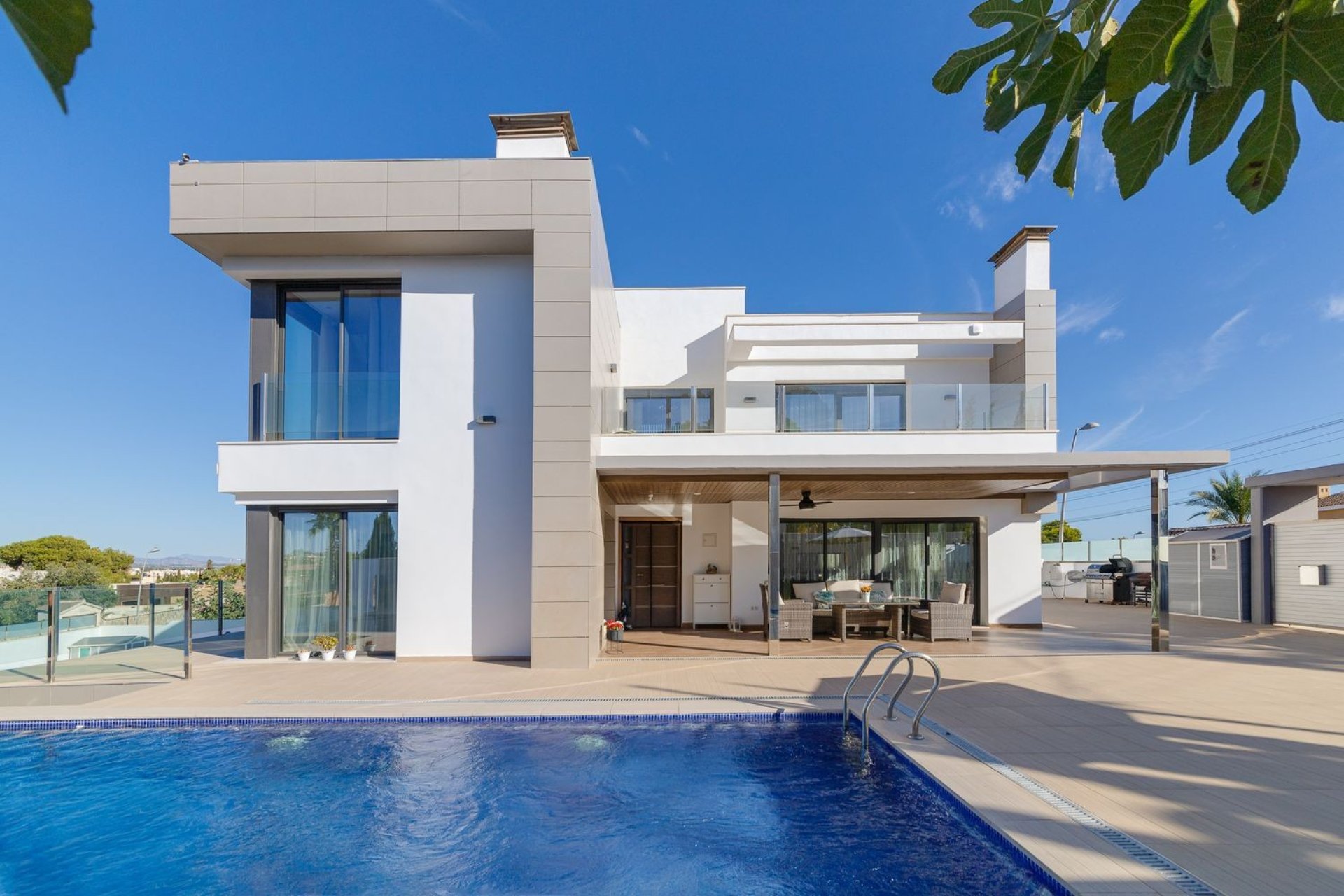 Reventa - Villa - Torrevieia - Torrevieja