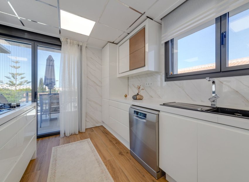 Reventa - Villa - Torrevieia - Torrevieja