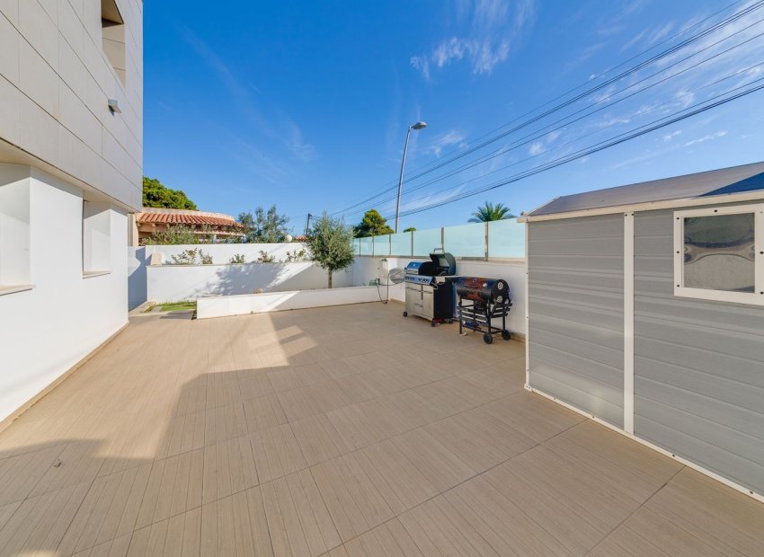 Reventa - Villa - Torrevieia - Torrevieja