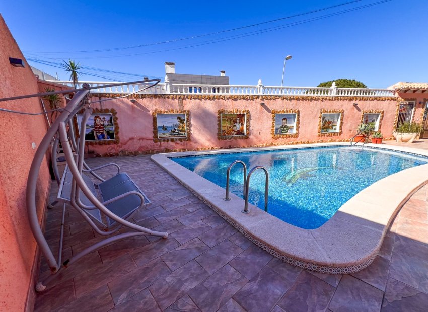 Reventa - Villa - Torrevieia - Torrevieja
