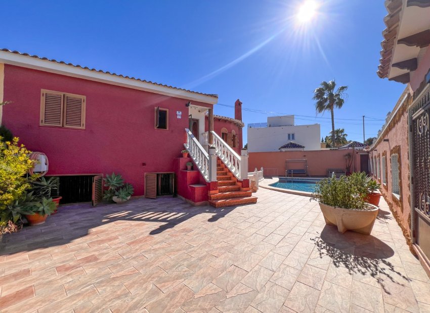 Reventa - Villa - Torrevieia - Torrevieja