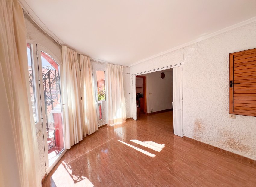 Reventa - Villa - Torrevieia - Torrevieja