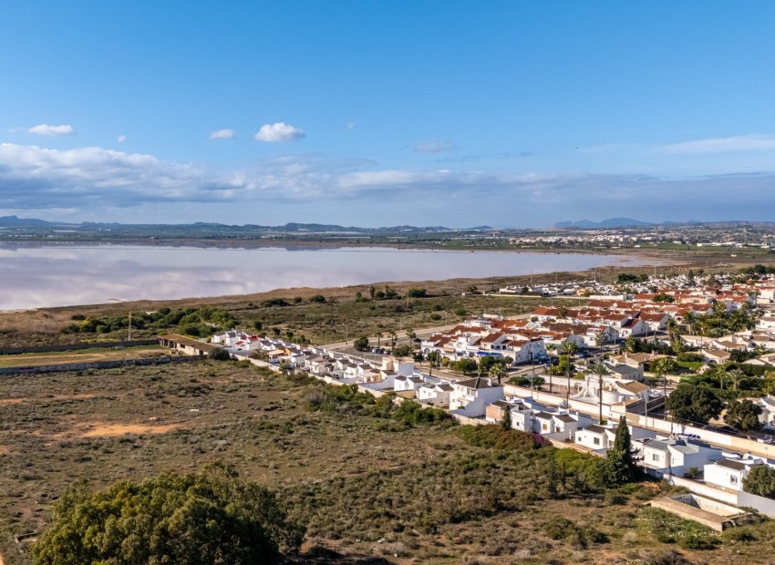 Reventa - Villa - Torrevieia - Urbanización San Luis