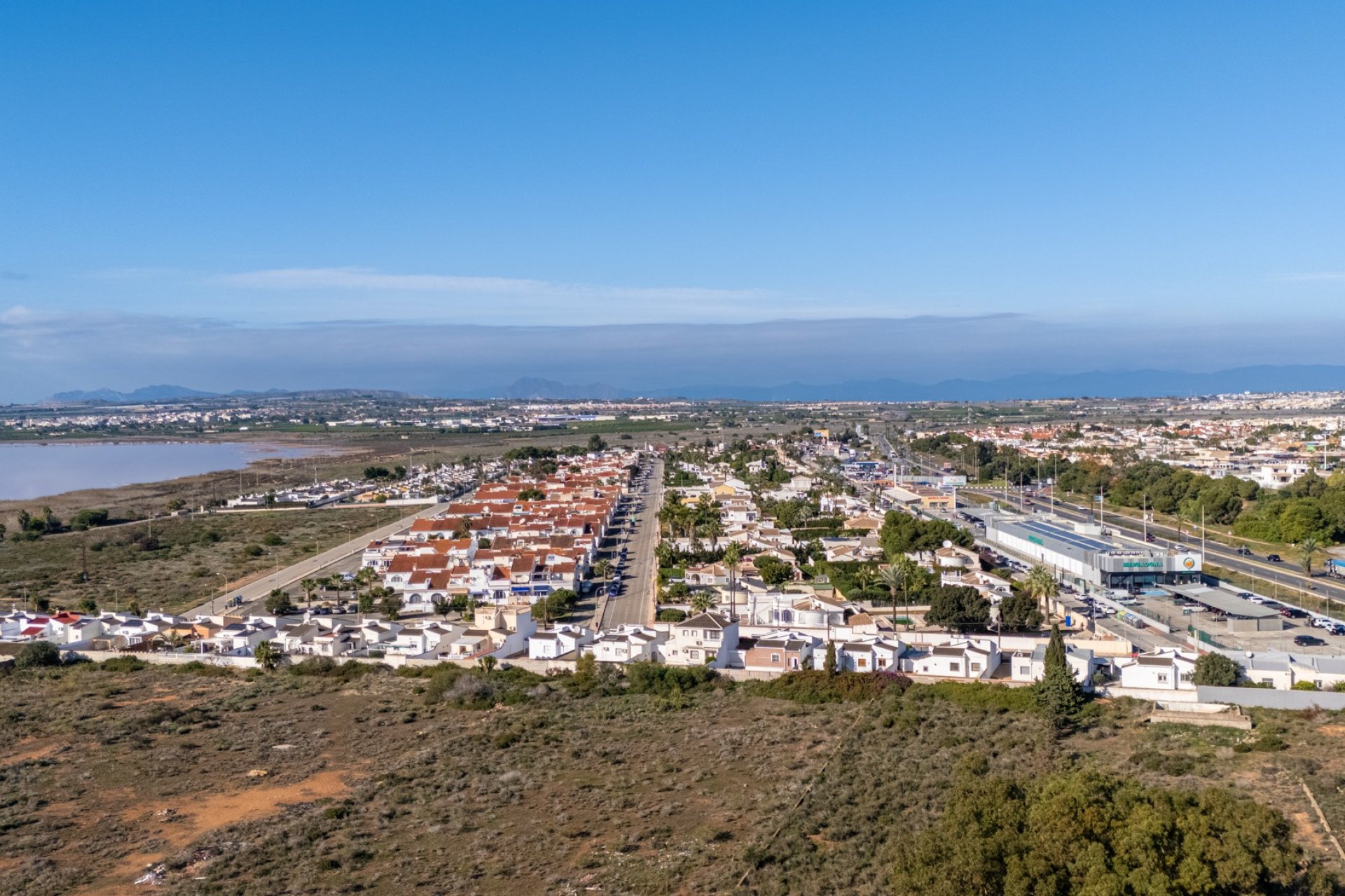 Reventa - Villa - Torrevieia - Urbanización San Luis
