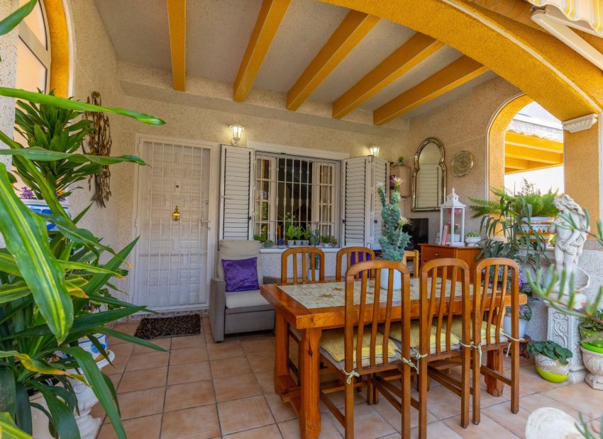 Reventa - Villa - Torrevieia - Zona los Frutales