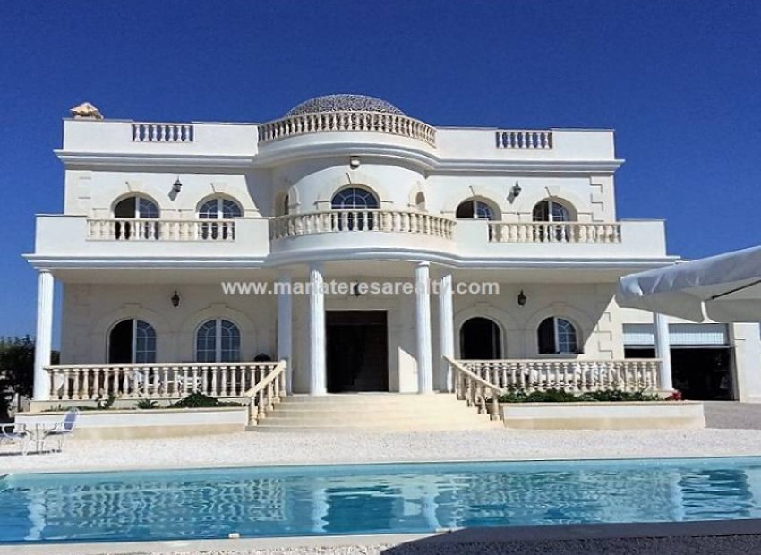 Reventa - Villa - Valle del Sol