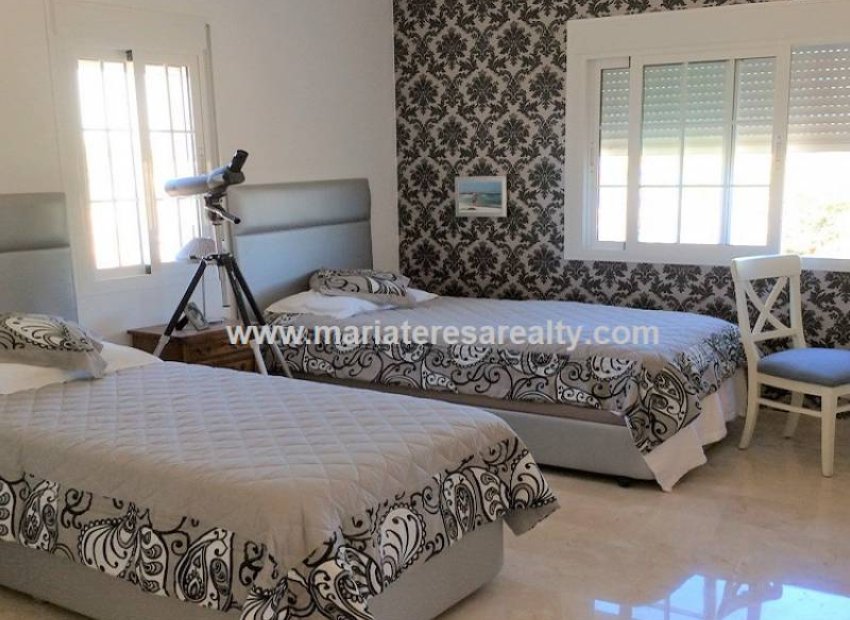 Reventa - Villa - Valle del Sol