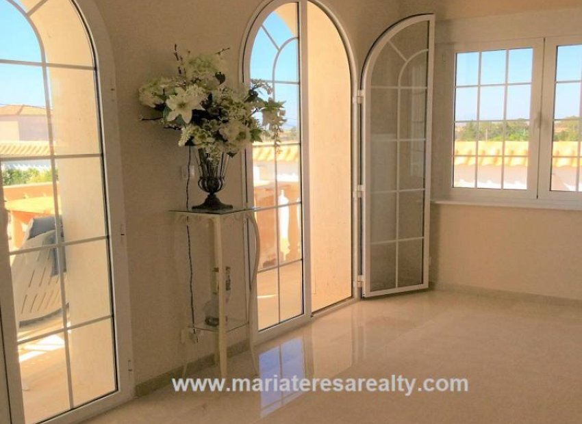 Reventa - Villa - Valle del Sol