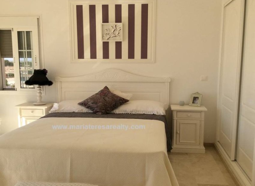 Reventa - Villa - Valle del Sol