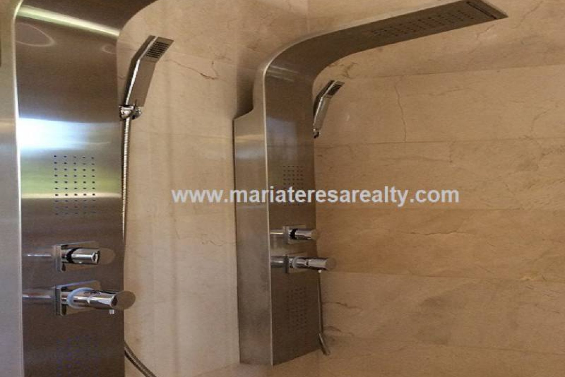 Reventa - Villa - Valle del Sol