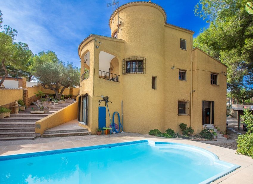 Reventa - Villa - Villamartín - Las Filipinas