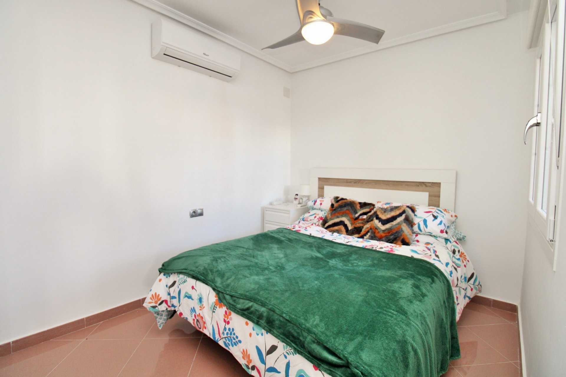 Reventa - Villa - Villamartín - Los Dolses