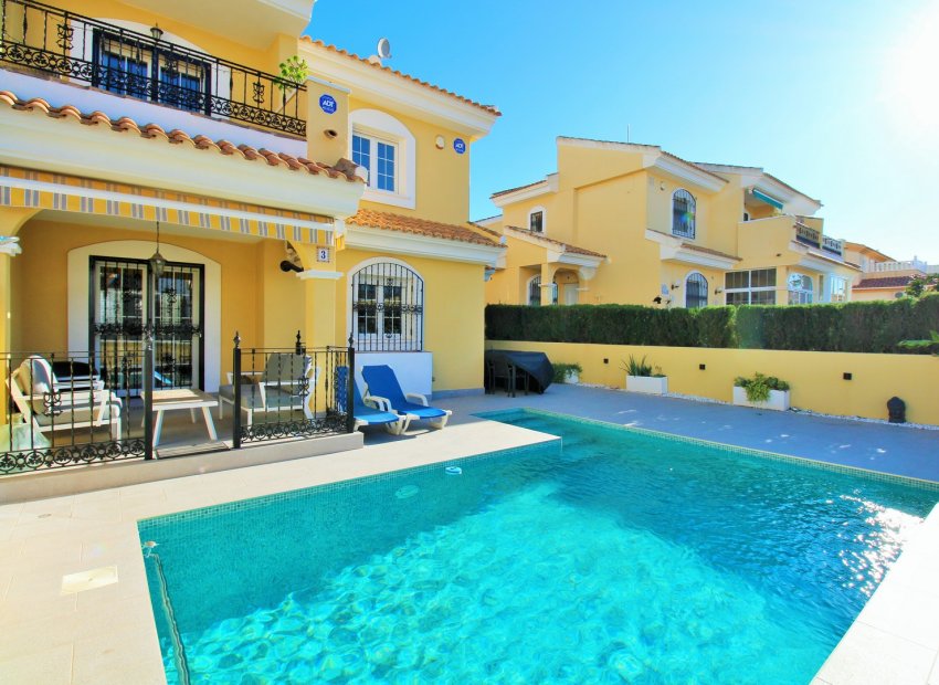 Reventa - Villa - Villamartín - Los Dolses