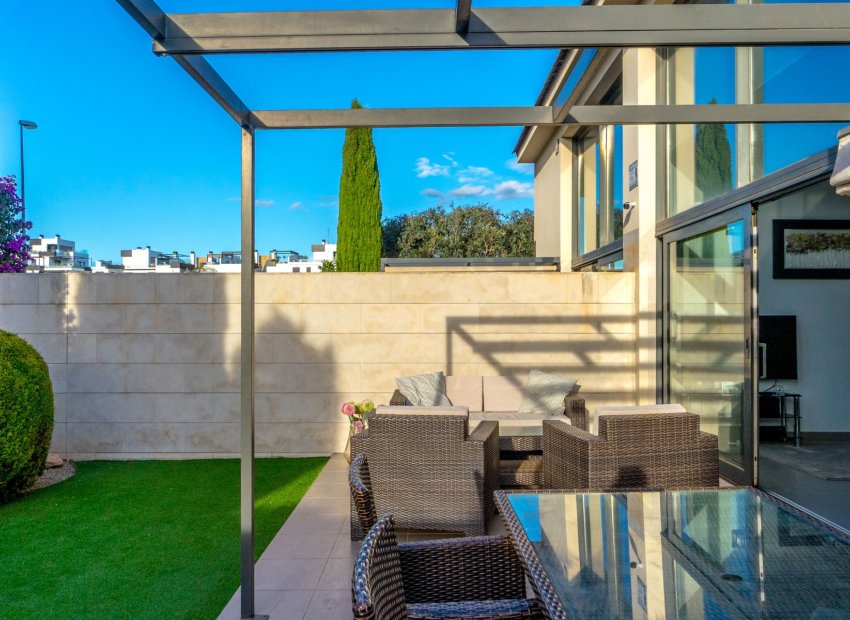 Reventa - Villa - Villamartín - Los Dolses