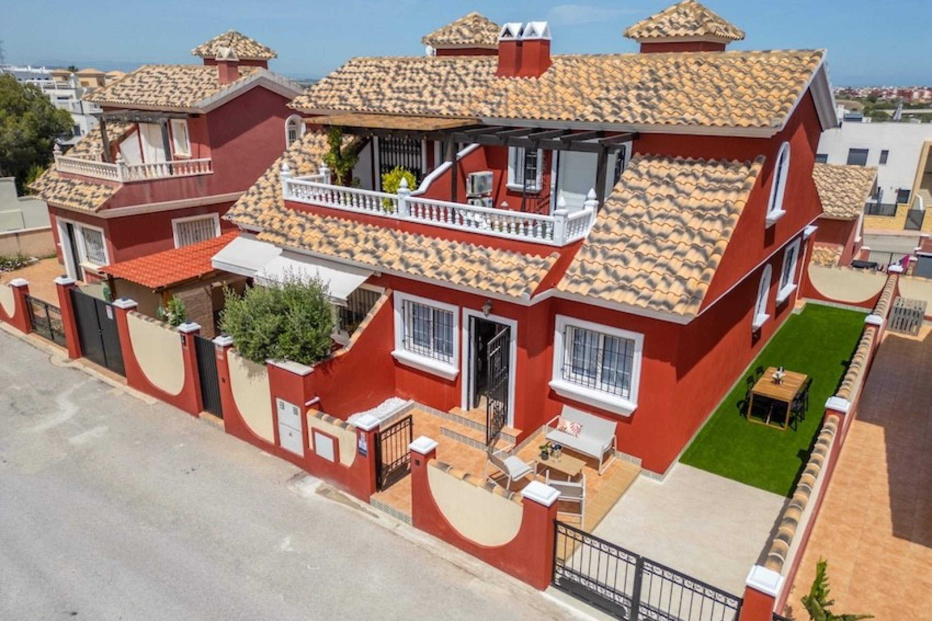 Reventa - Villa - Villamartín - PAU 26
