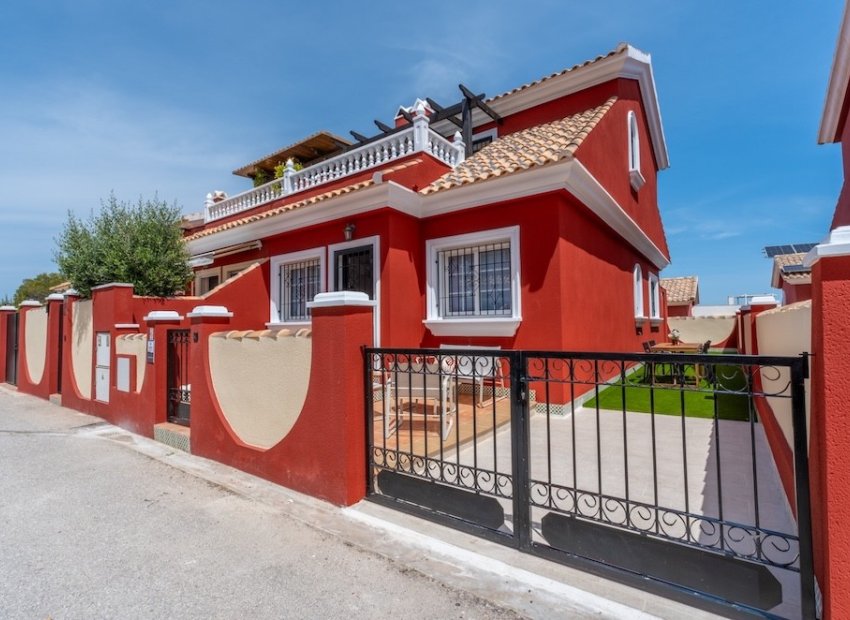 Reventa - Villa - Villamartín - PAU 26