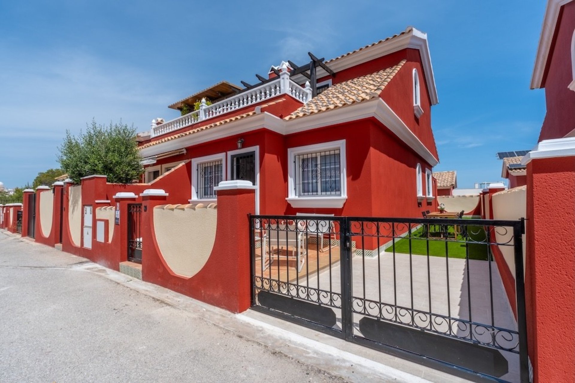 Reventa - Villa - Villamartín - PAU 26