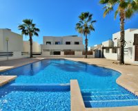 Reventa - Villa - Villamartín - PAU 8