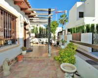 Reventa - Villa - Villamartín - PAU 8