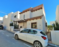 Reventa - Villa - Villamartín - PAU 8