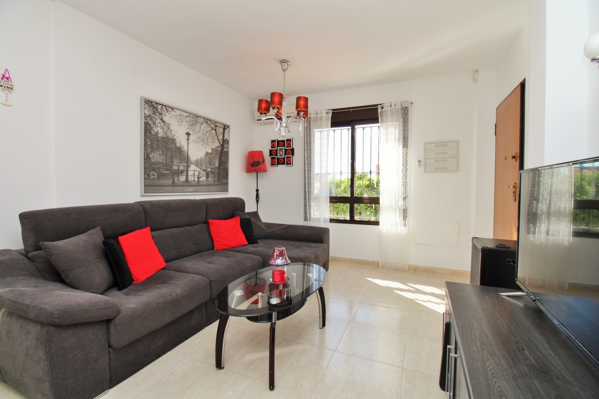 Reventa - Villa - Villamartín - PAU 8