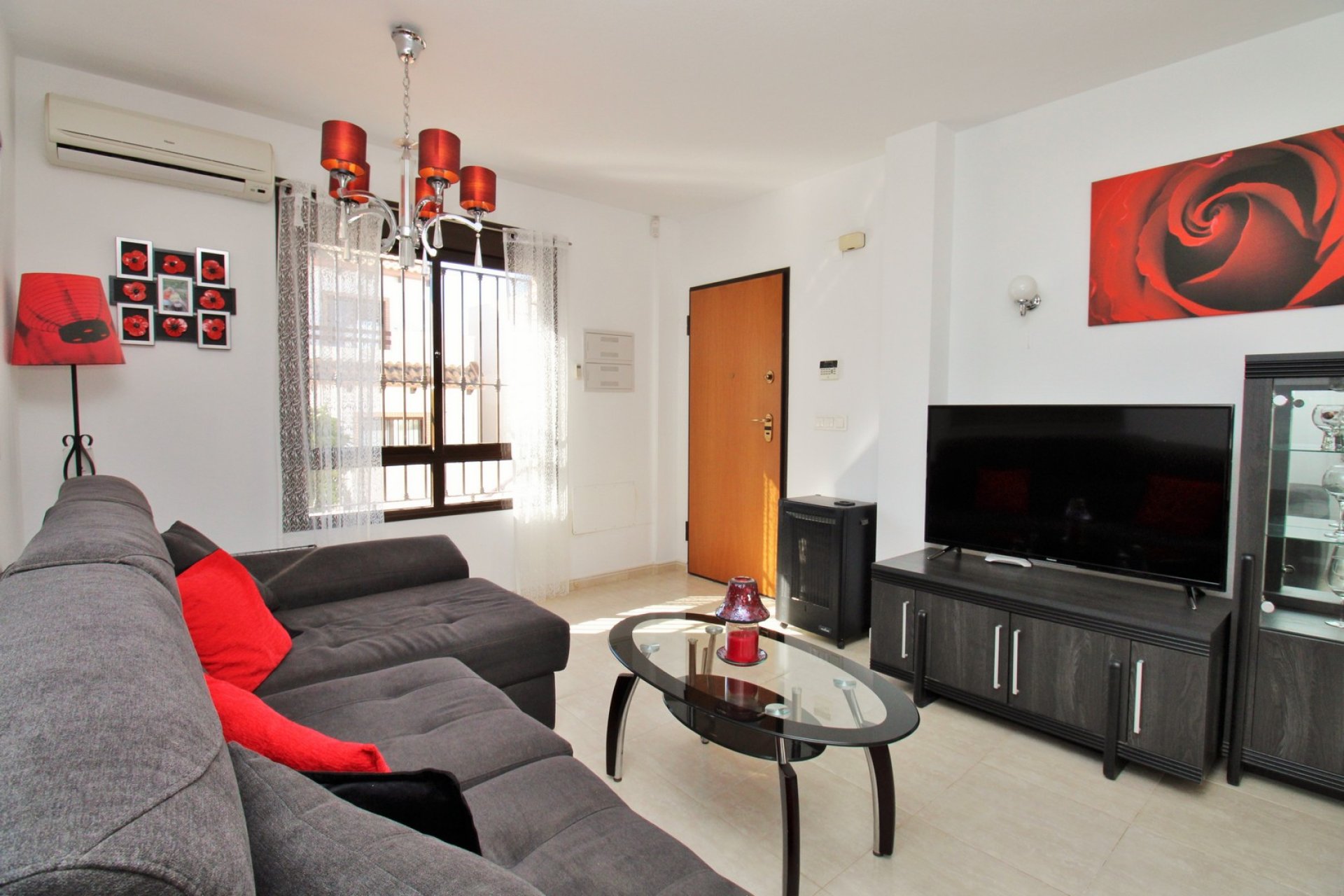 Reventa - Villa - Villamartín - PAU 8