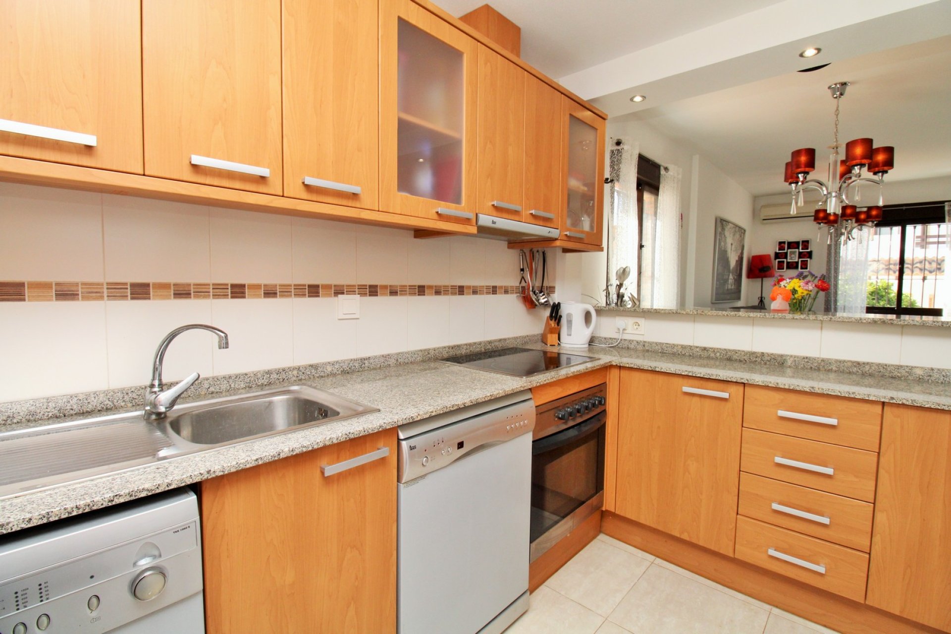 Reventa - Villa - Villamartín - PAU 8