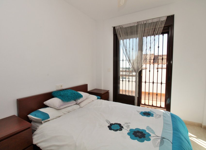 Reventa - Villa - Villamartín - PAU 8