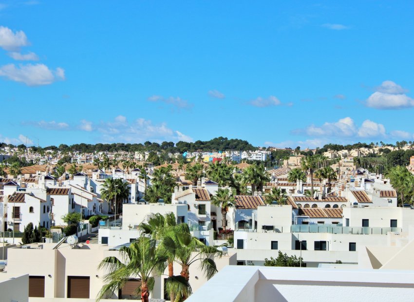 Reventa - Villa - Villamartín - PAU 8